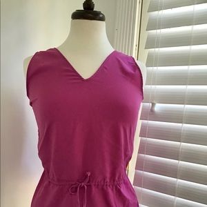 Banana Republic V neck top